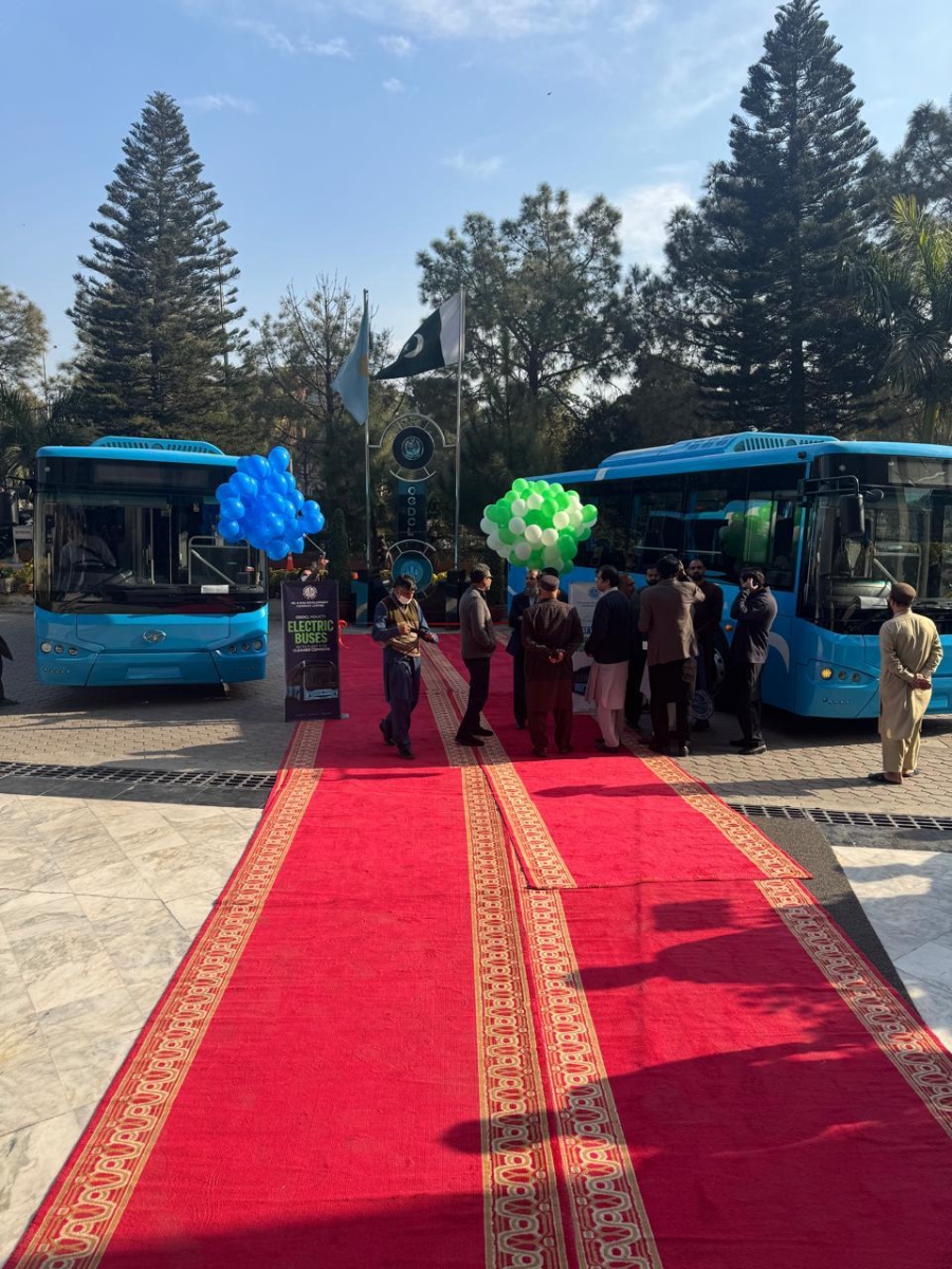 Electric buses handed over to the operator